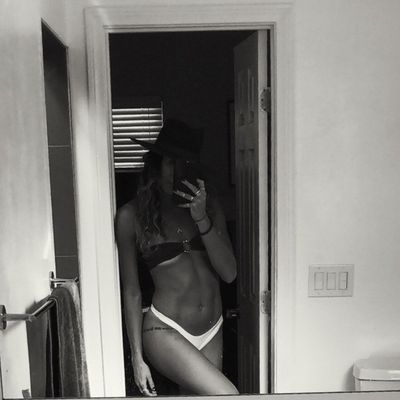 ℓ𝚒𝚋𝚋𝚢 ƒ𝚘𝚗𝚝𝚊𝚗𝚒𝚕𝚕𝚊🌹