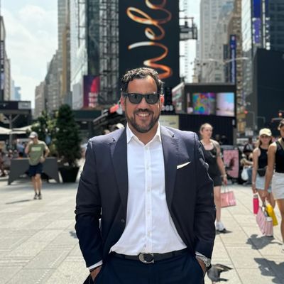 Luciano Velazco Revoredo