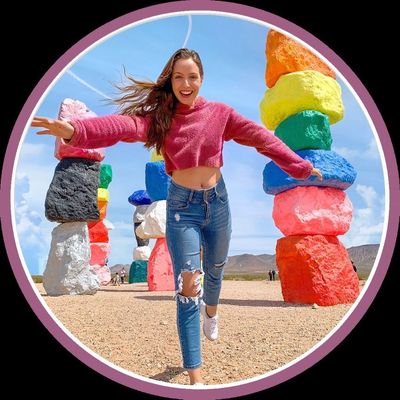 Lydia Penn | My Colorful Life in Vegas