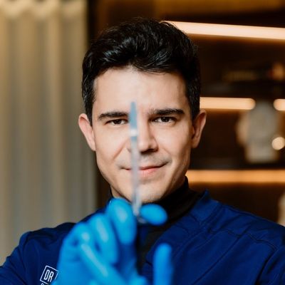 Dr. René Gucon