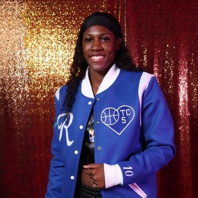 Rhyne Howard 🤟🏾🈳