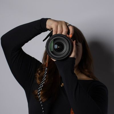 Samantha Pach | Photo and Social
