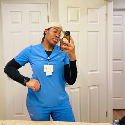 chichi | Geriatric LVN | BSN, RN Student 🩺📚🎀
