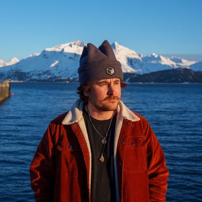 Austin Becker | Skier | Podcaster | Creative Director
