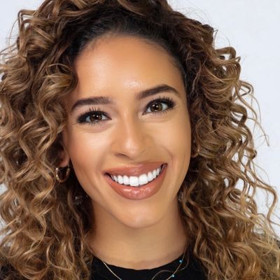 Pamela Pavia