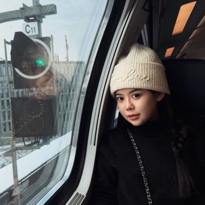✦ BELLE LEE ✦