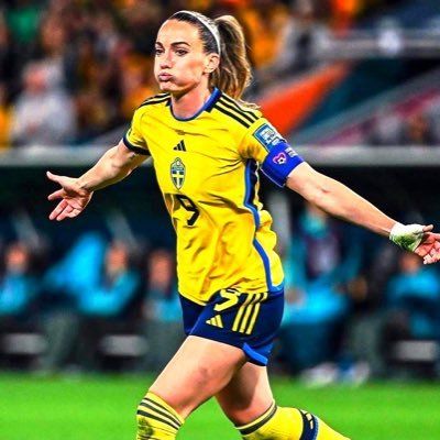 Kosovare Asllani